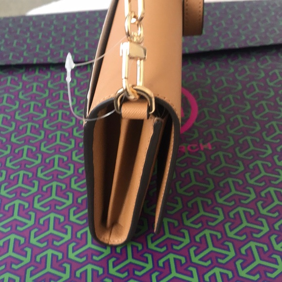 New authentic Tory Burch Emerson Chain Wallet - Picture 3 of 5